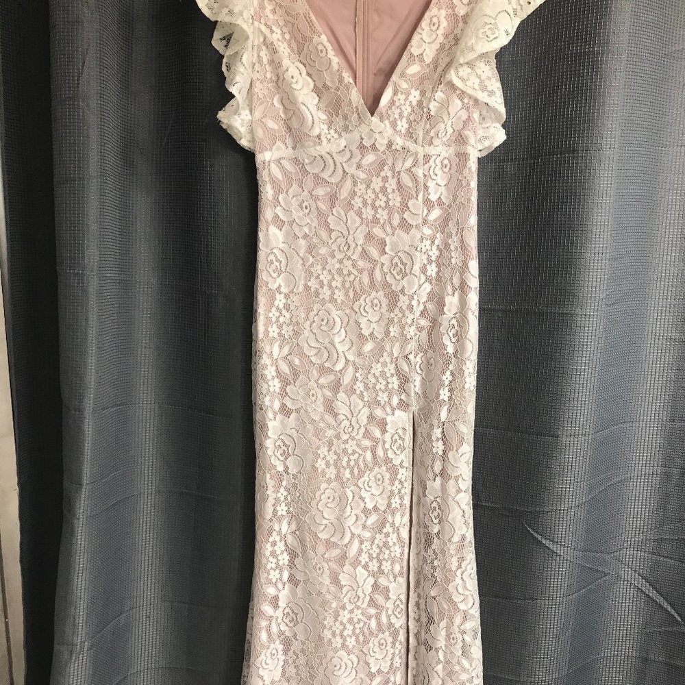 BEAUTIFUL LACE AND SATIN DRESS